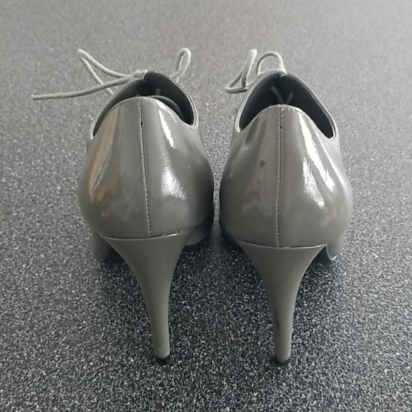 Aldo Women's Booties Size 7.5 Grey Lace Up Leather - Picture 4 of 7